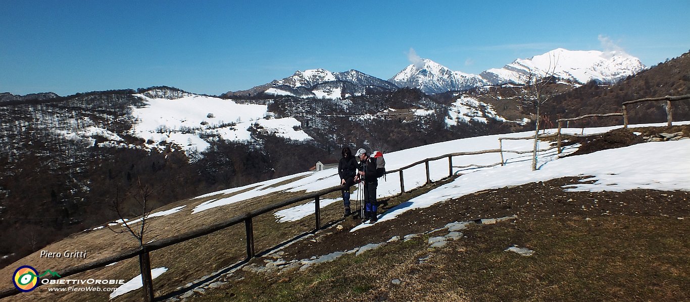 12 Con vista verso le Grigne.JPG